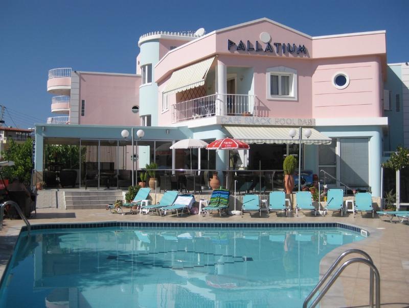 Pallatium 3*
